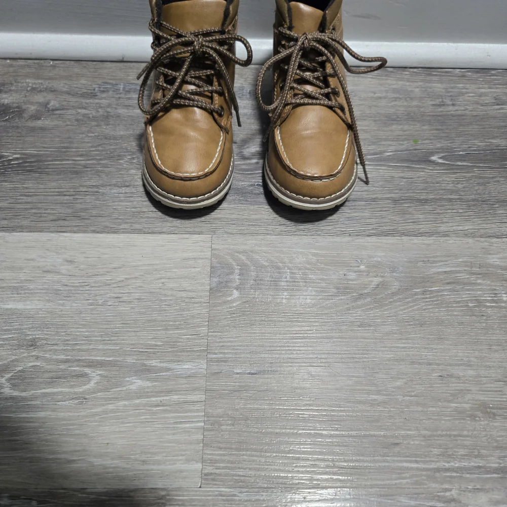 The Children's Place Tan Boys Lace Up Moccasin Boots